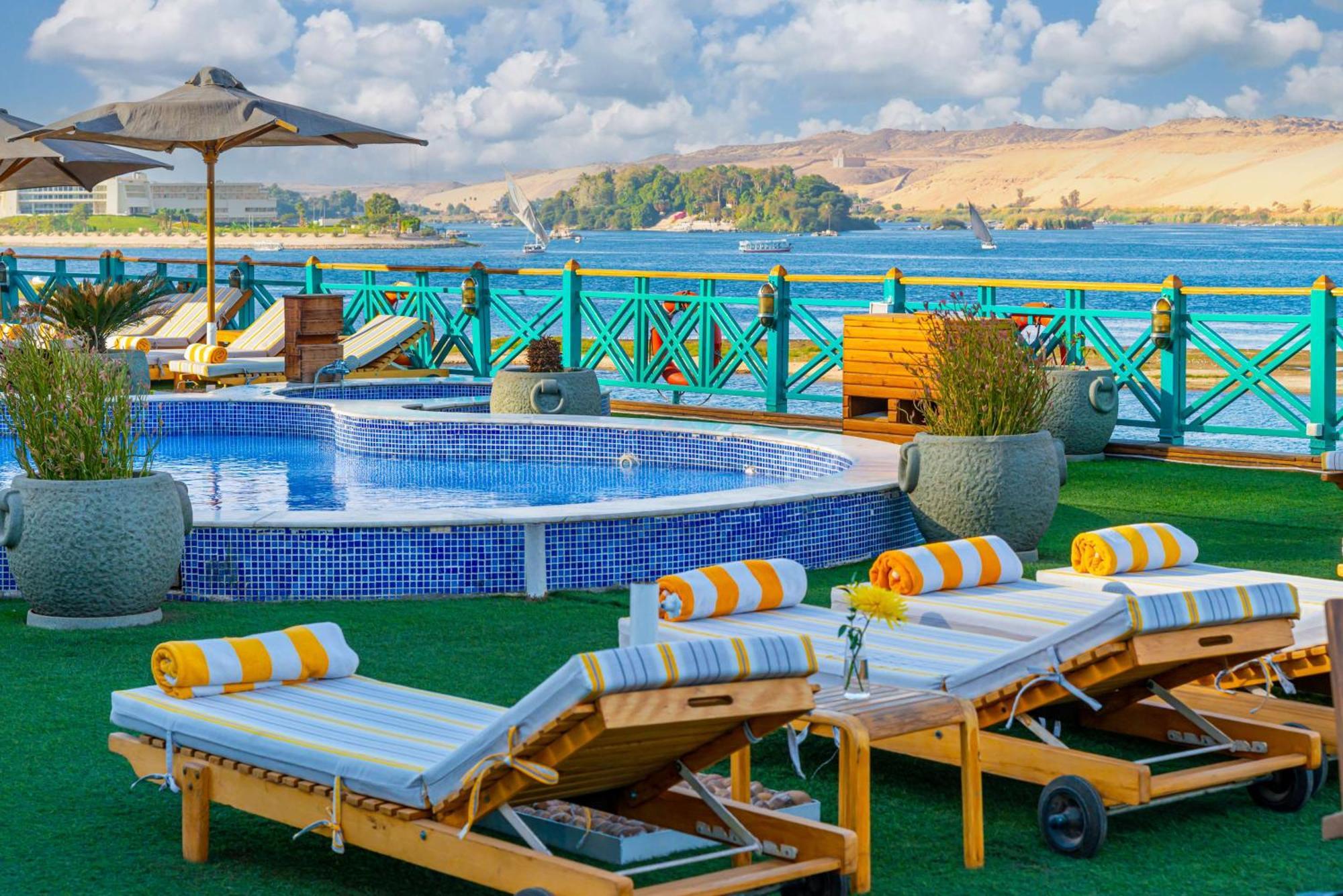 Hotel Sonesta Moon Goddess Cruise - From Aswan To Luxor - 03 & 07 Nights Every Friday Exterior foto